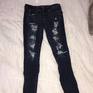 Dark Wash Ripped American Eagle Jeans